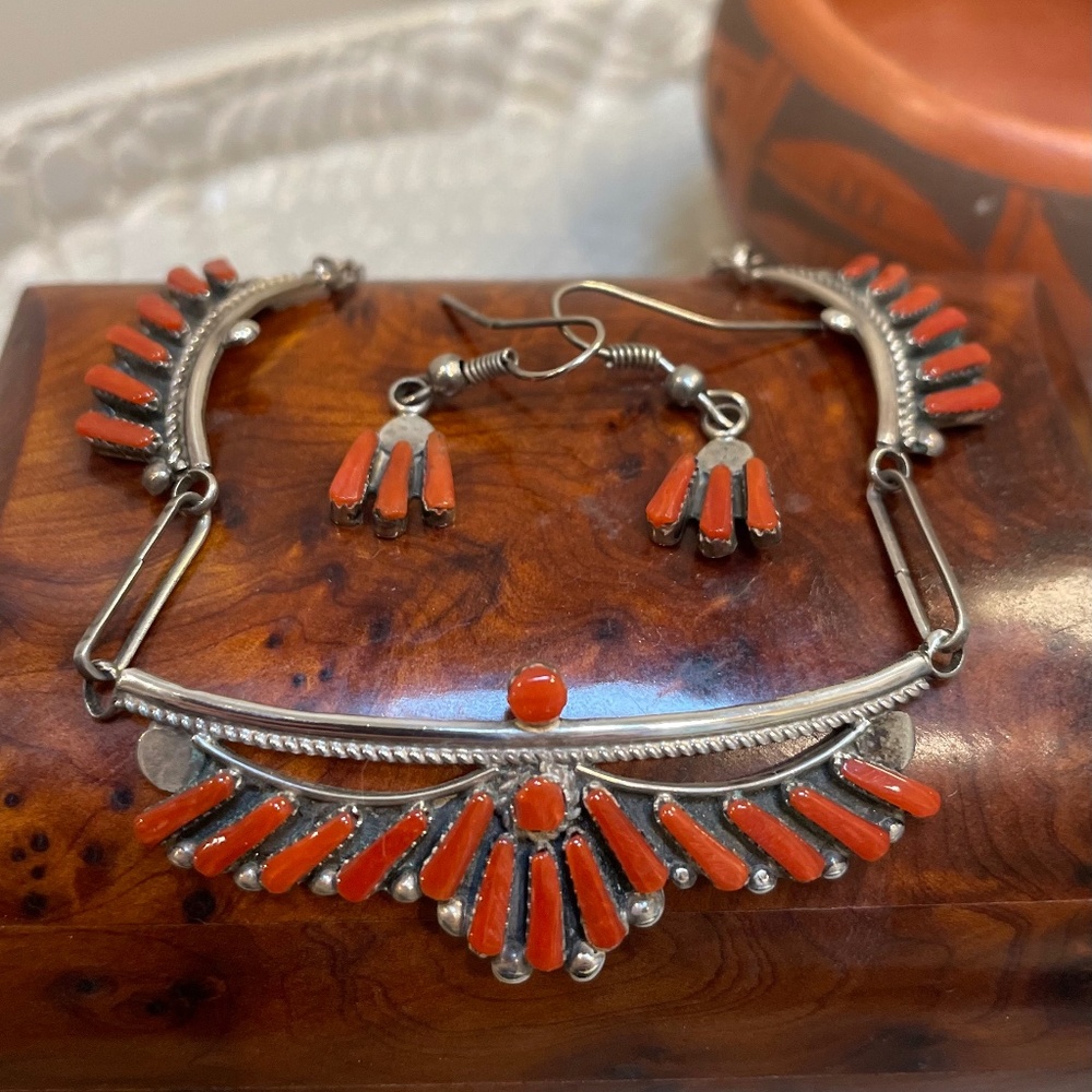 Very Special Vintage Zuni Petit Point Red Coral Sterling Silver Necklace